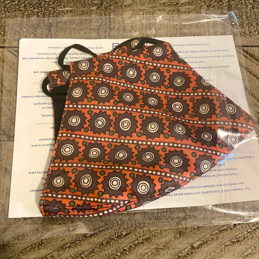 🆕Tory Burch Facemask